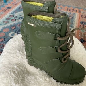 Sorel Women’s Joan Wedge Rain Boots